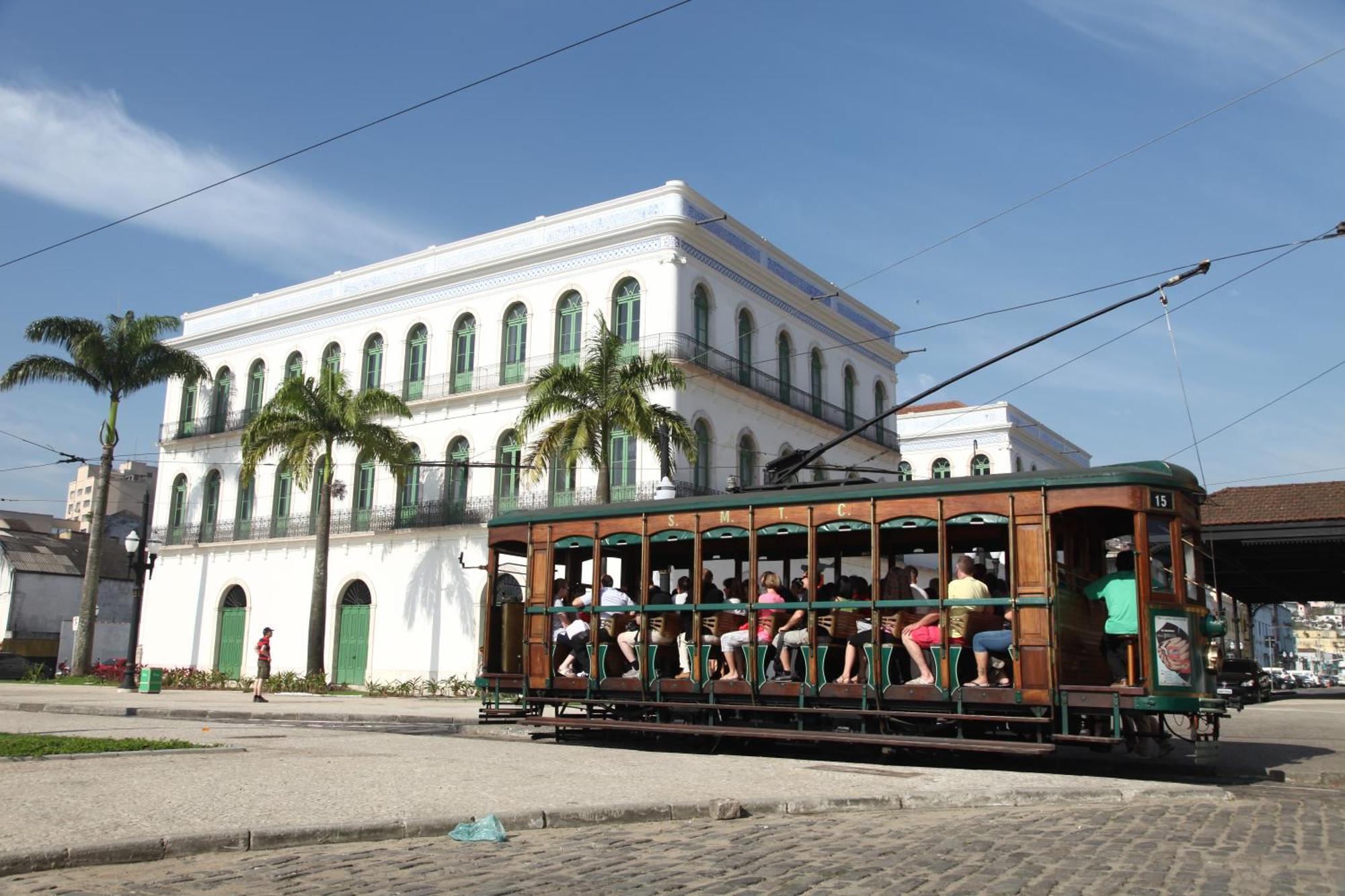 Apartamento Em Santos No Gonzaga Em Frente A Praia Екстер'єр фото