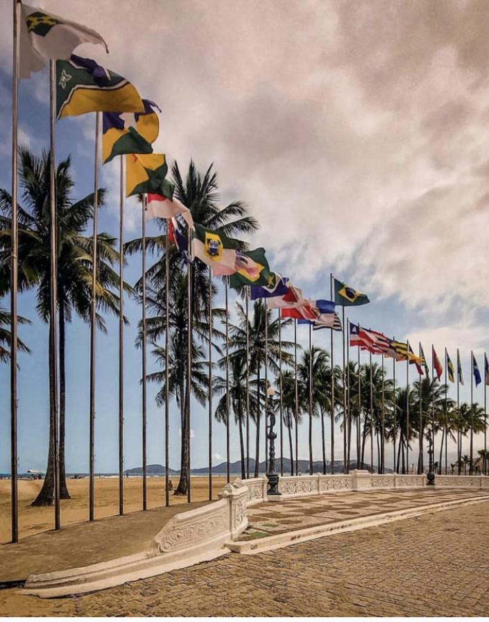 Apartamento Em Santos No Gonzaga Em Frente A Praia Екстер'єр фото