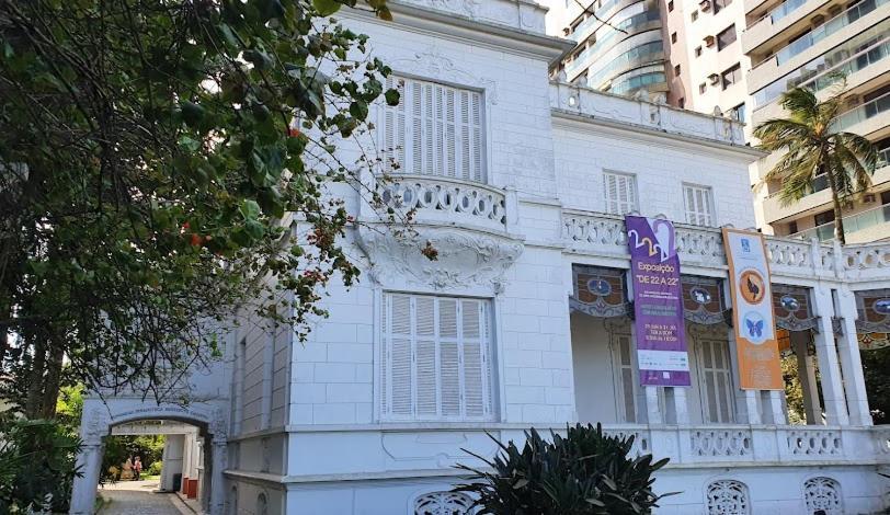 Apartamento Em Santos No Gonzaga Em Frente A Praia Екстер'єр фото