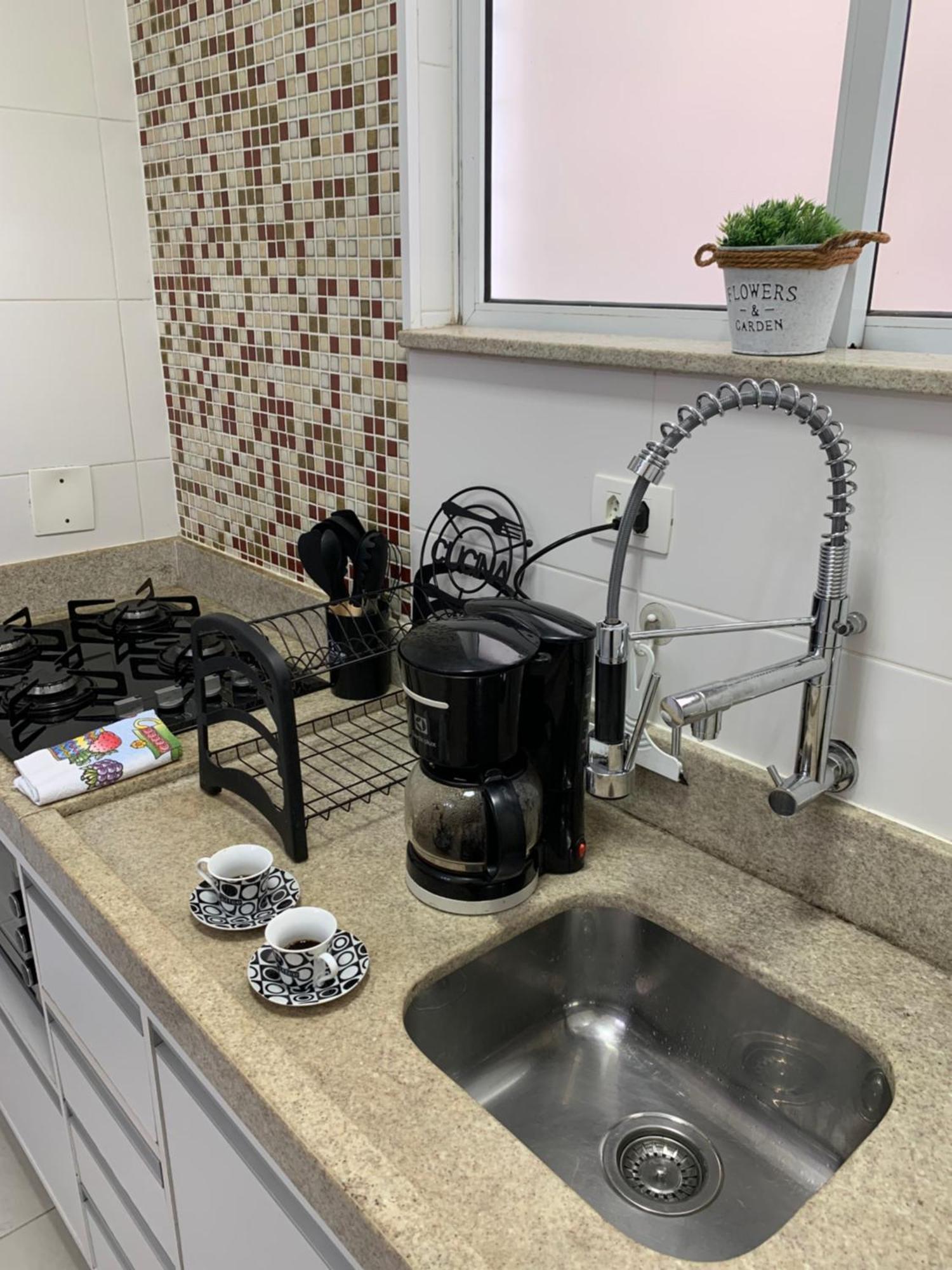 Apartamento Em Santos No Gonzaga Em Frente A Praia Екстер'єр фото